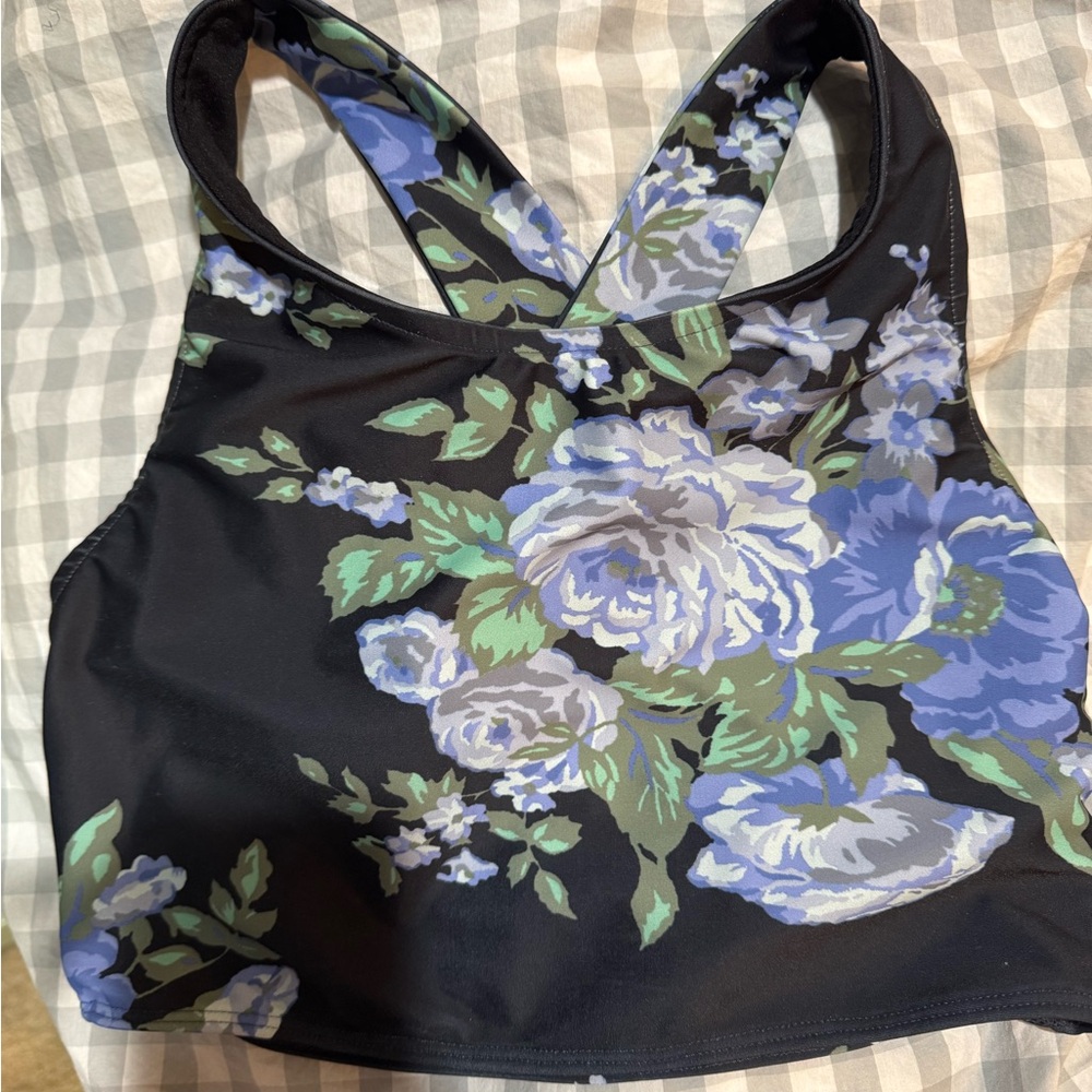 Albion HANG TEN GAME CHANGER SWIM CROP. Like new!